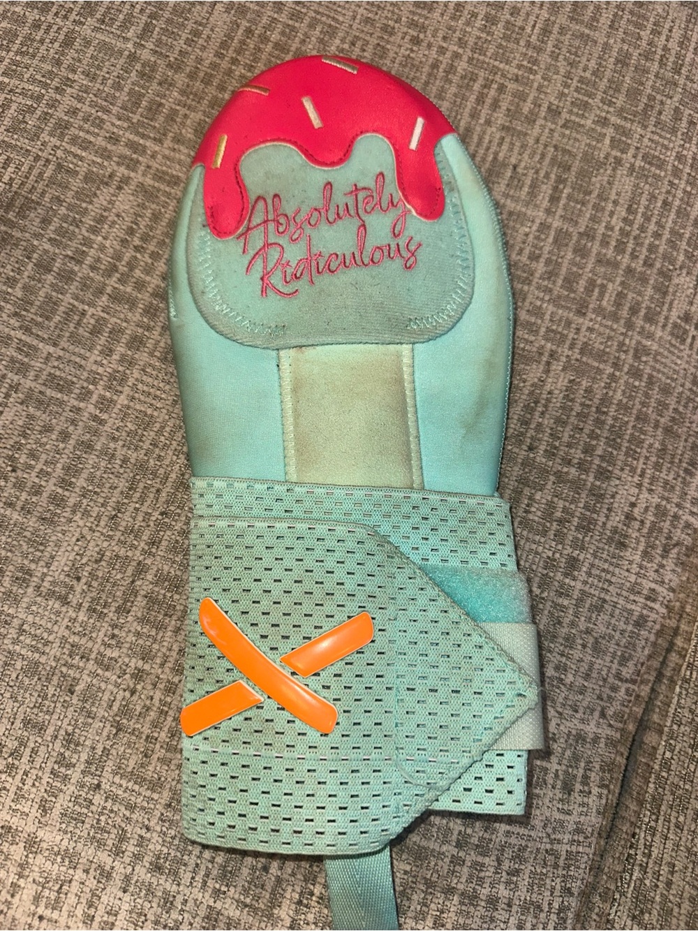 Miami ice sliding mitt